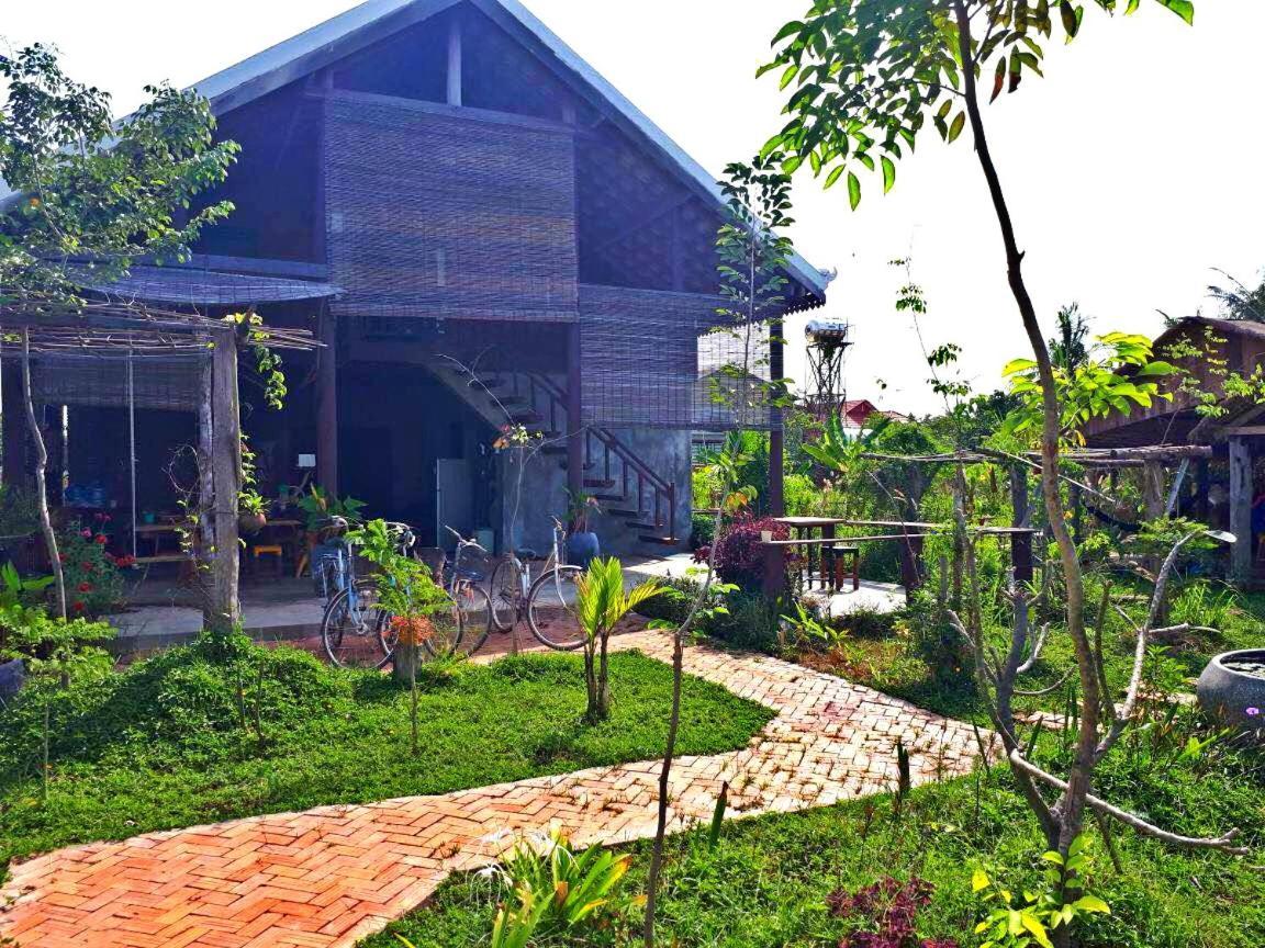 Urban Farmhouse Siem Reap Bagian luar foto
